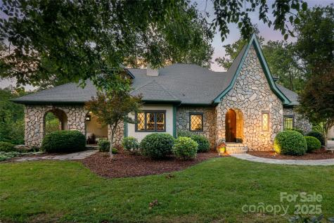 31 Sumner Place Asheville NC 28804