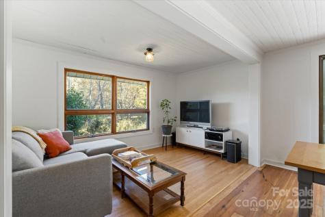 260 Bee Ridge Road Asheville NC 28803