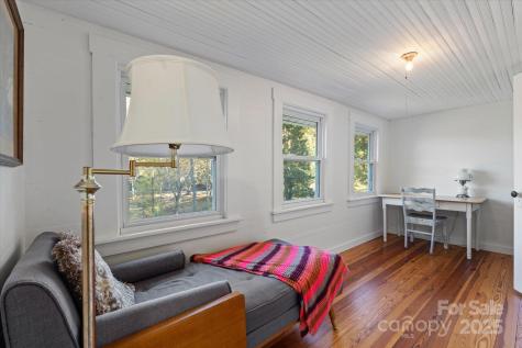 260 Bee Ridge Road Asheville NC 28803