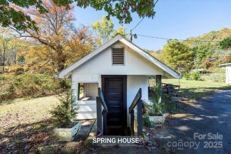 260 Bee Ridge Road Asheville NC 28803