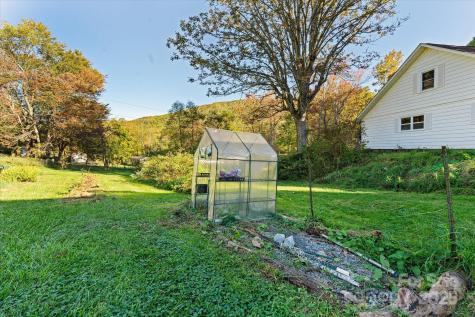 260 Bee Ridge Road Asheville NC 28803