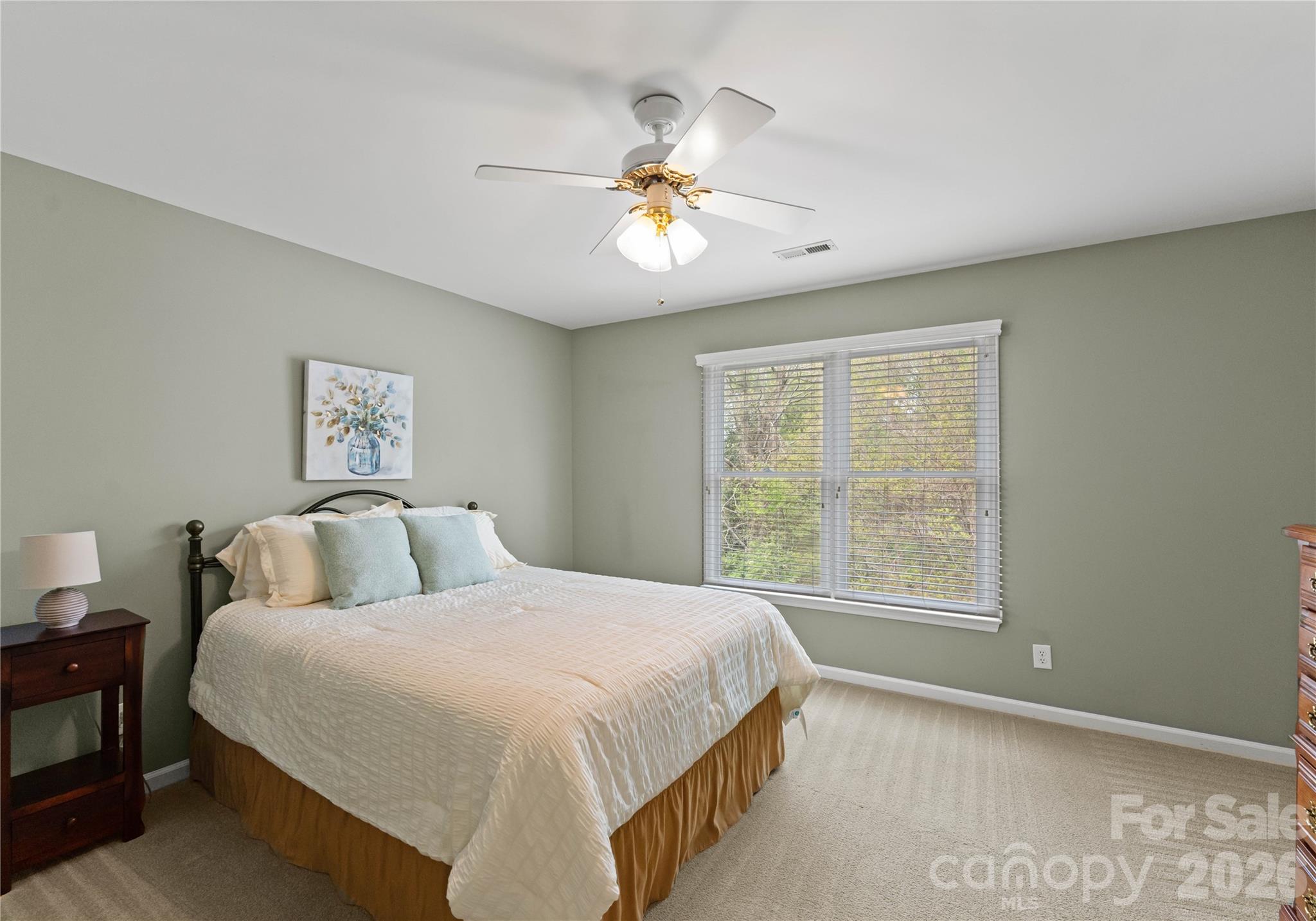 4708 Heatherton Place Charlotte NC 28270