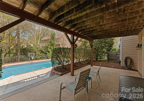 4708 Heatherton Place Charlotte NC 28270