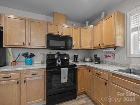 391 Caribou Road Asheville NC 28803