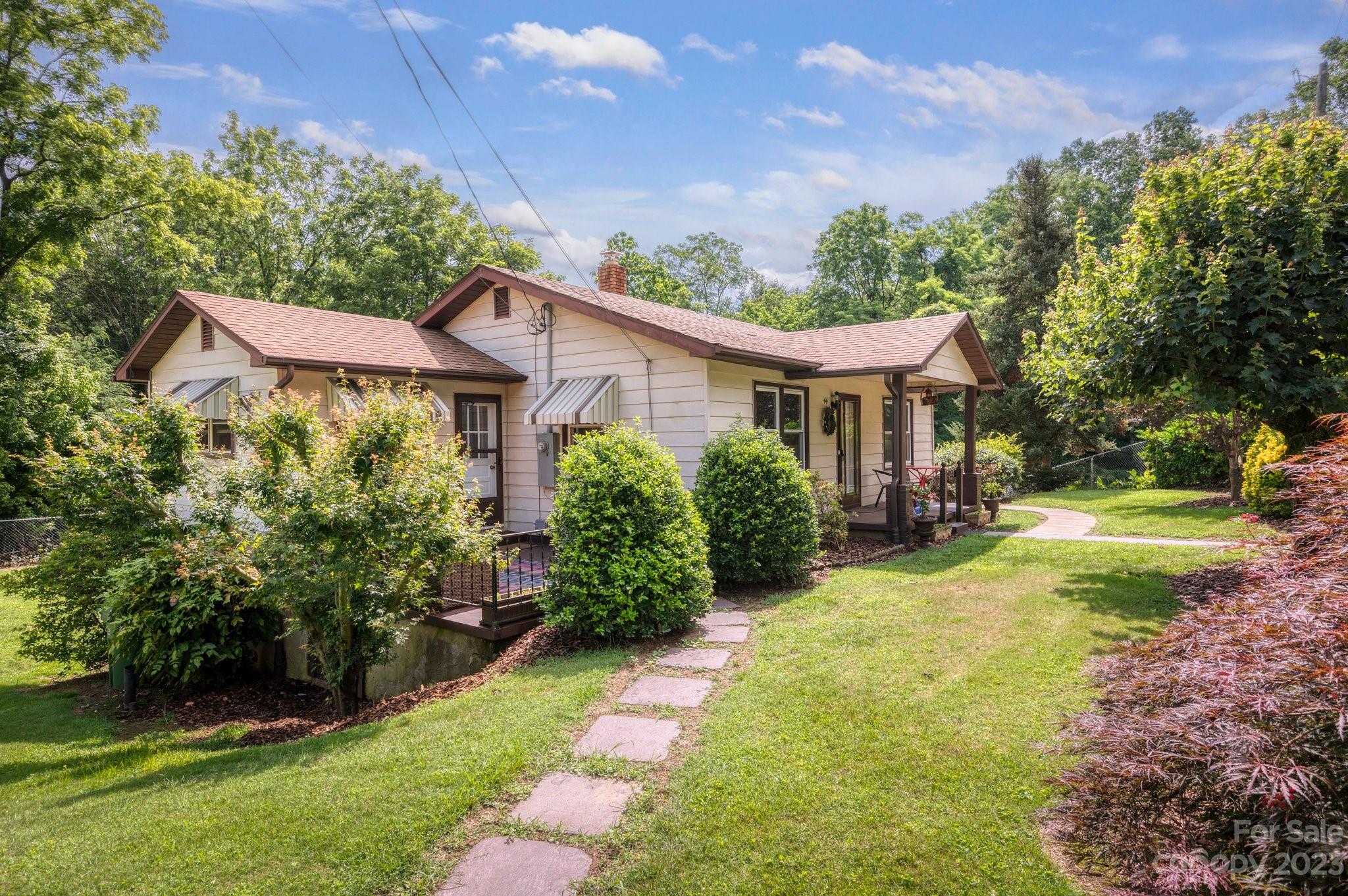 44 Yale Street Asheville NC 28806
