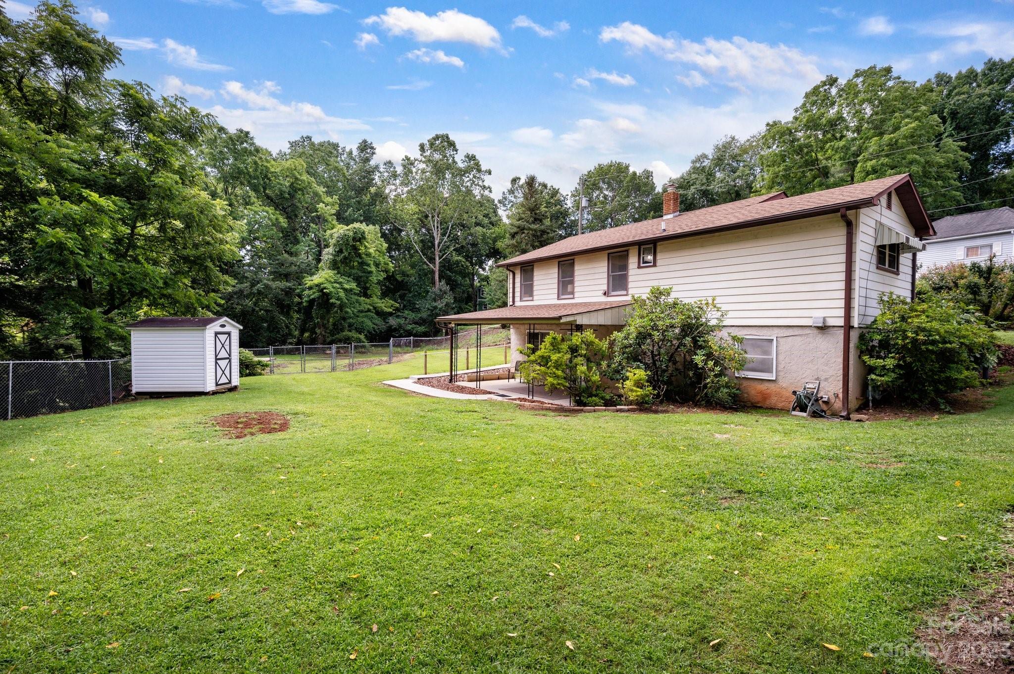 44 Yale Street Asheville NC 28806