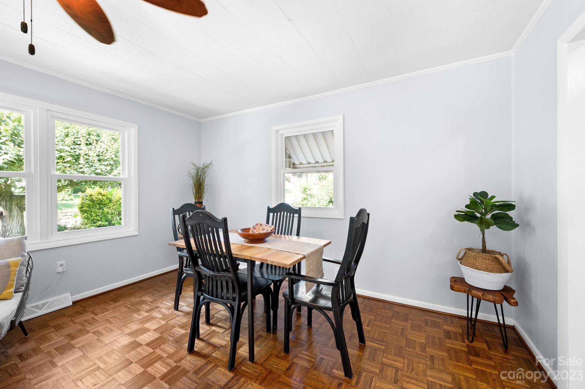 44 Yale Street Asheville NC 28806