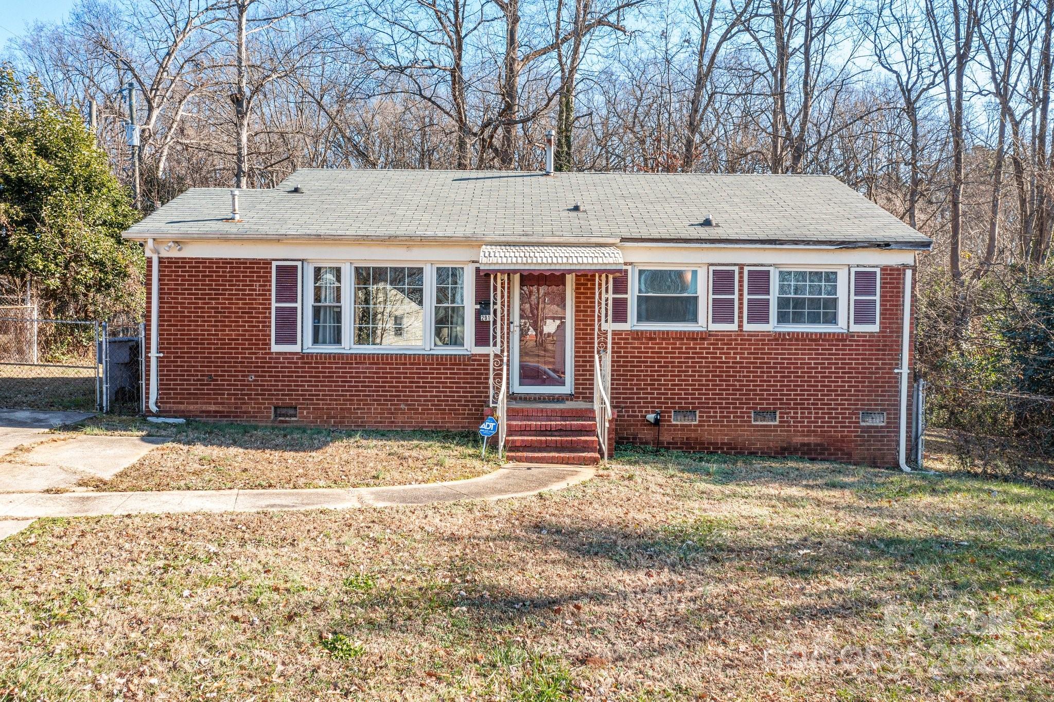 2919 Bellaire Drive Charlotte NC 28216