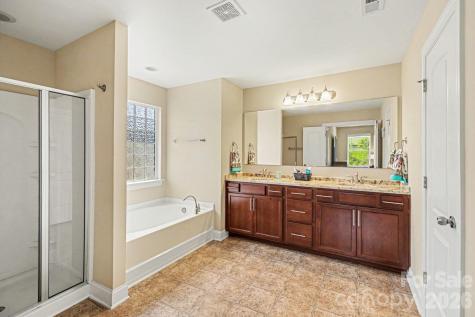 2506 Copperleaf Court High Point NC 27265