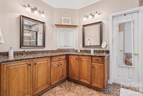 10501 Olde Irongate Lane Mint Hill NC 28227