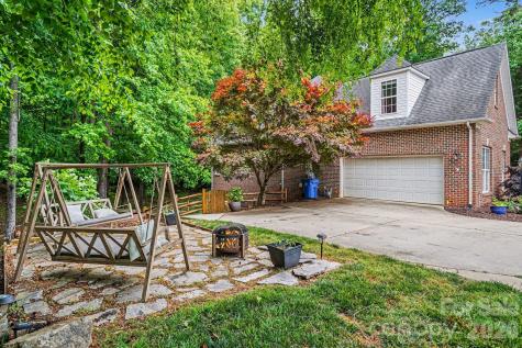 10501 Olde Irongate Lane Mint Hill NC 28227