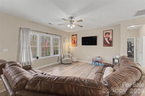 201 Woodhaven Estates Sylva NC 28779