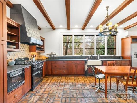 26 Sheridan Road Asheville NC 28803