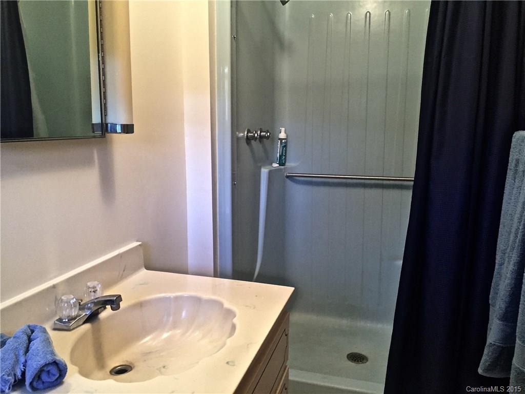 1445 Prices Creek Road Burnsville NC 28714