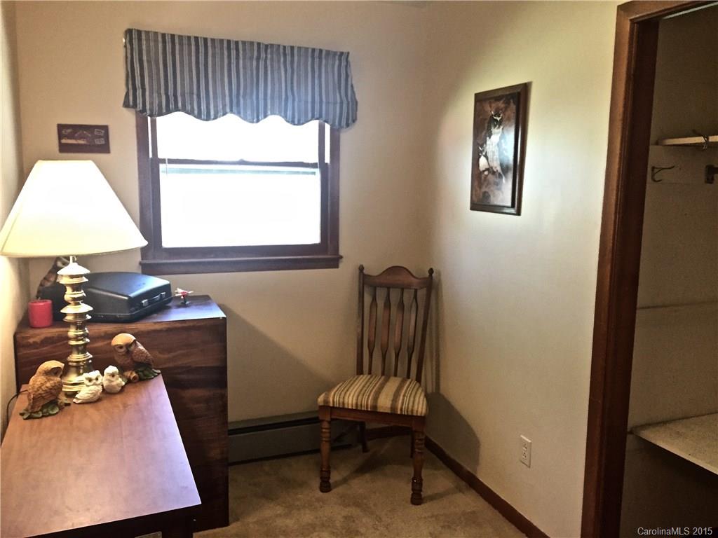 1445 Prices Creek Road Burnsville NC 28714
