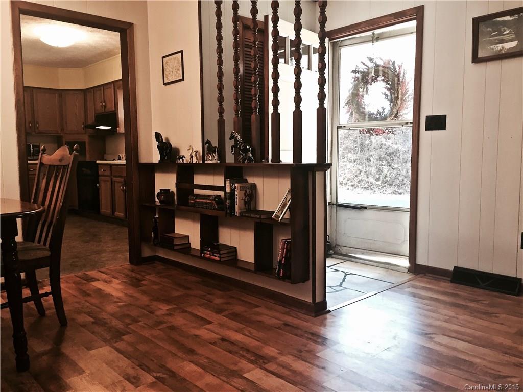 1445 Prices Creek Road Burnsville NC 28714