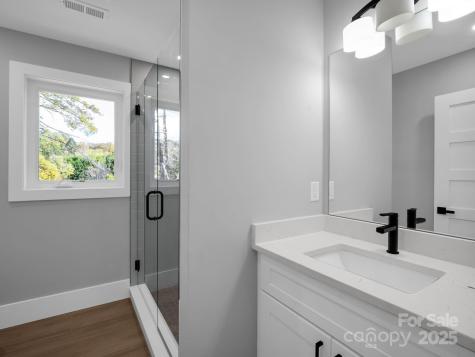 3 Pinnacle View Road Asheville NC 28803