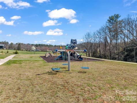 275 Daniel Circle Drive Mills River NC 28759