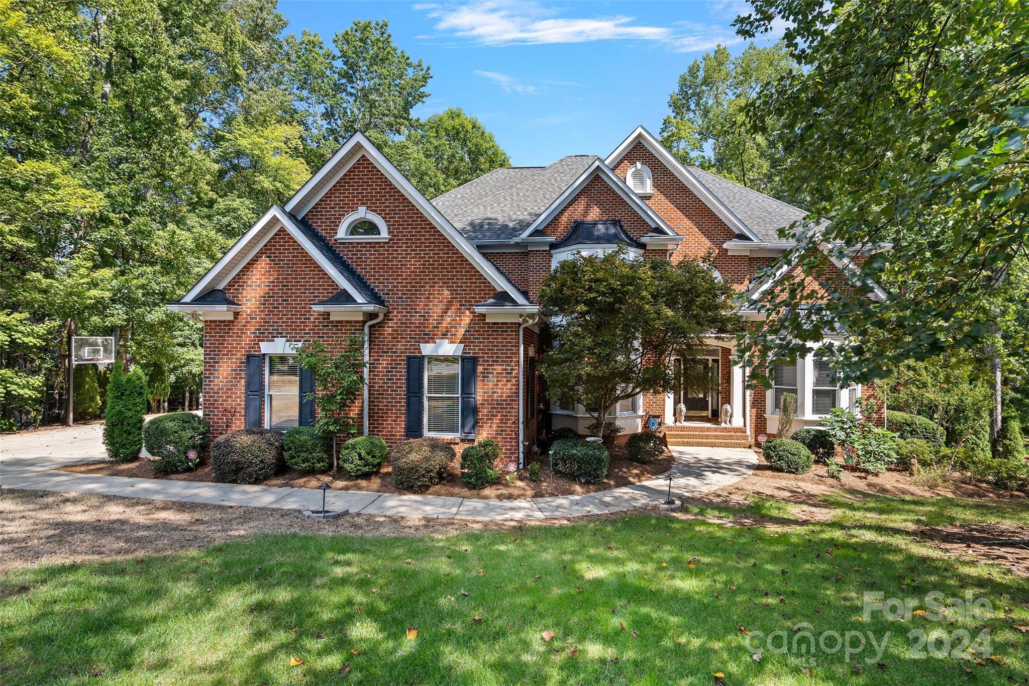 1306 Veery Court Matthews NC 28104