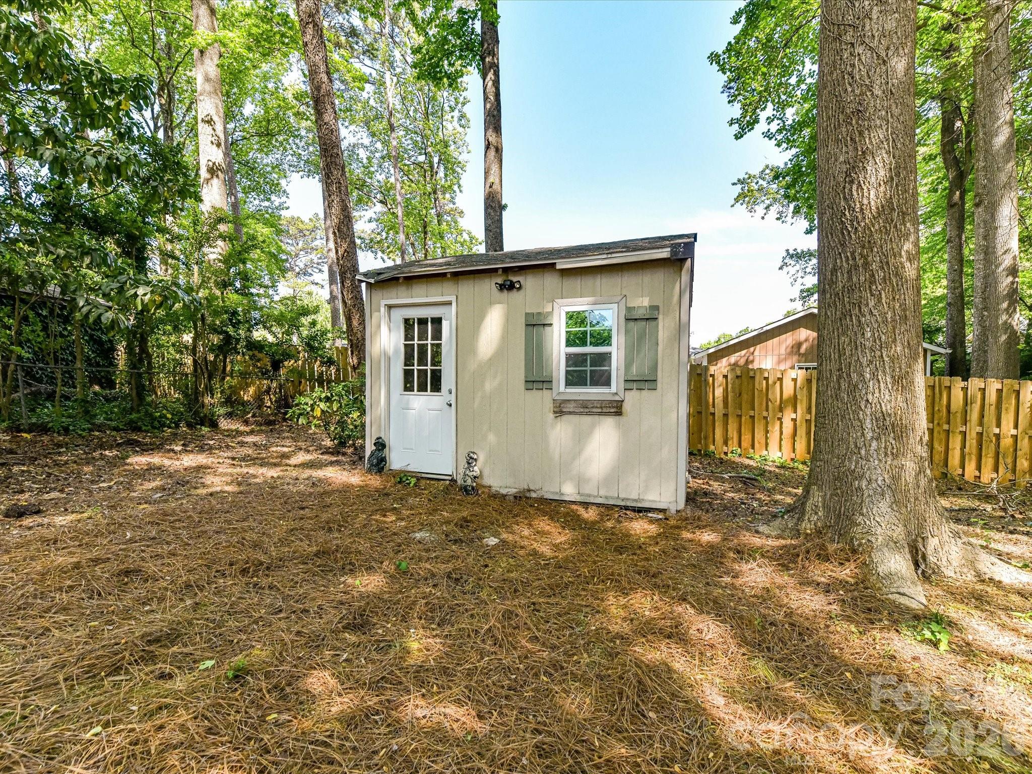 4017 Meadston Lane Charlotte NC 28210