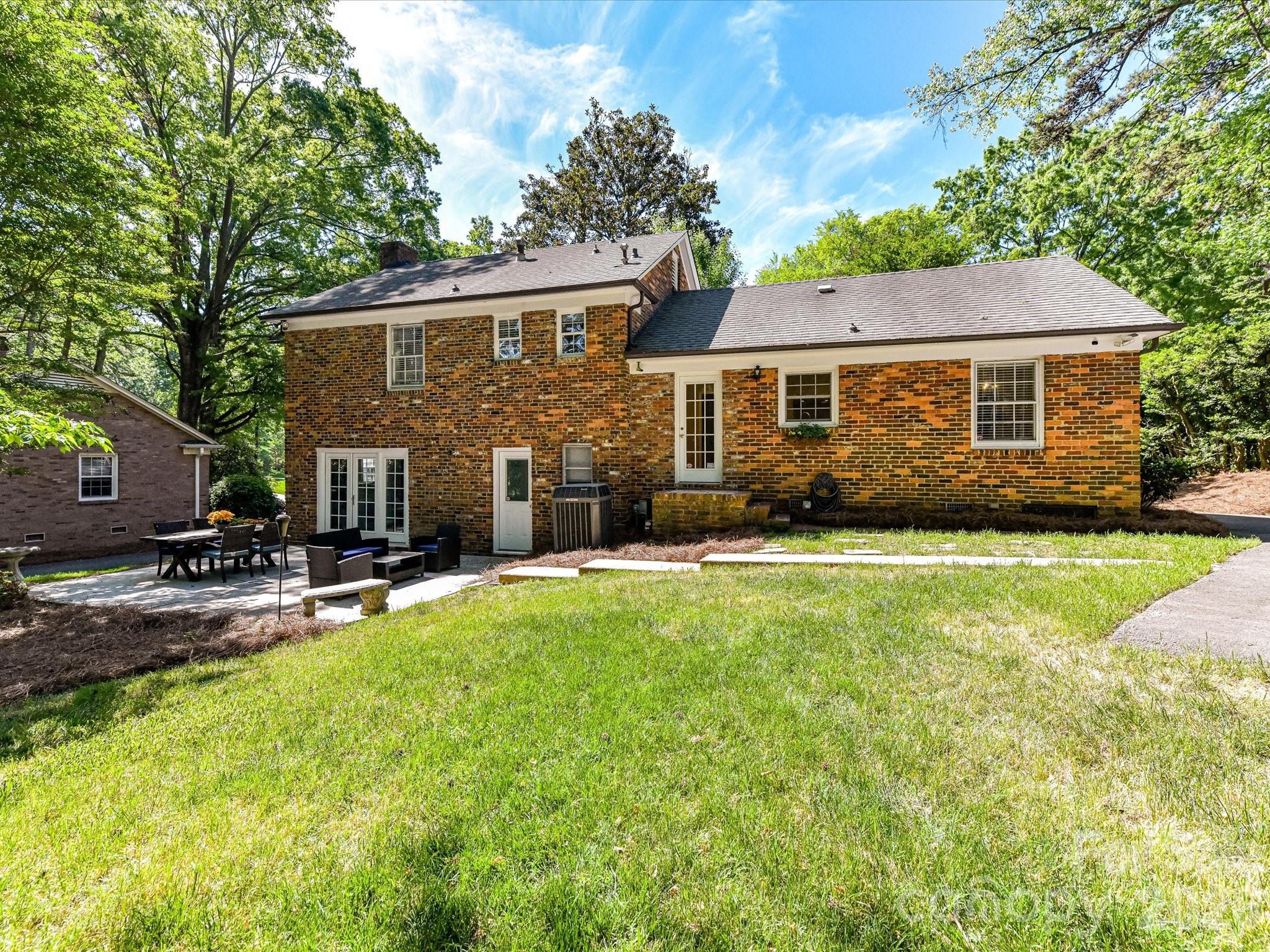 4017 Meadston Lane Charlotte NC 28210