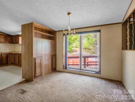 203 Rogat Road Hendersonville NC 28792