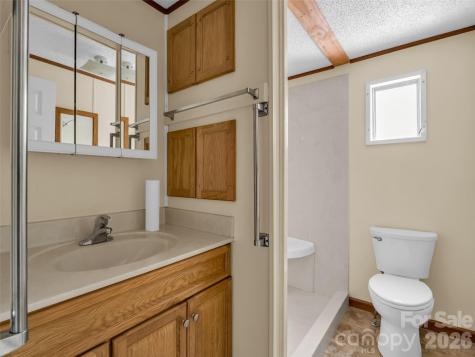 203 Rogat Road Hendersonville NC 28792