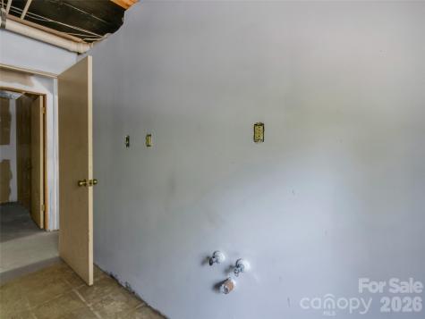 203 Rogat Road Hendersonville NC 28792