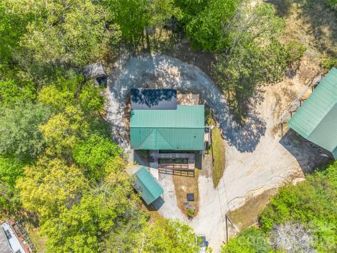 203 Rogat Road Hendersonville NC 28792