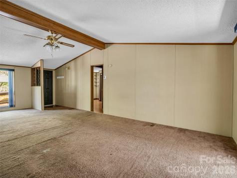 203 Rogat Road Hendersonville NC 28792