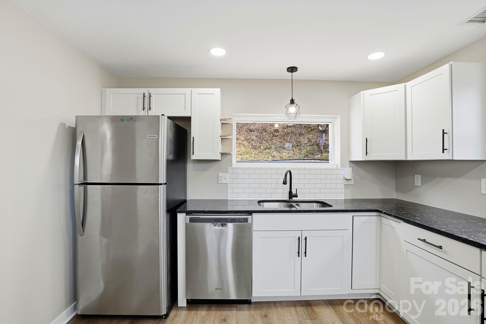 326 Lyndhurst Drive Hendersonville NC 28971