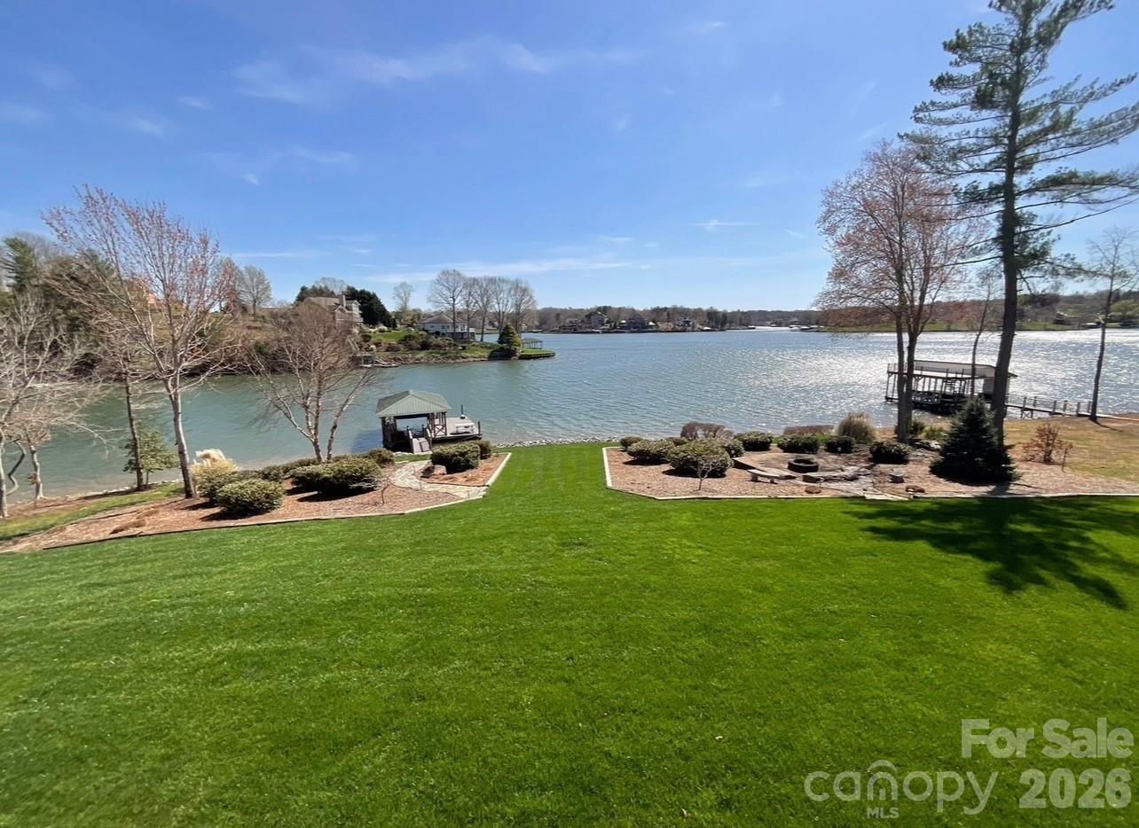 5231 Peninsula Drive Granite Falls NC 28630