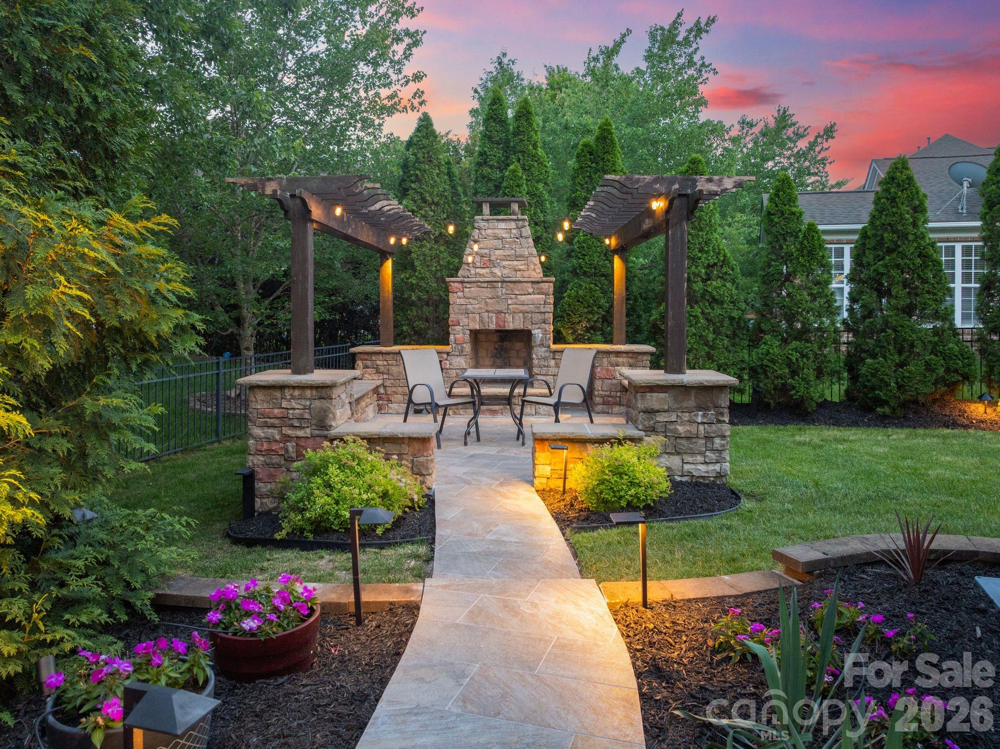 11729 Avaly Lane Charlotte NC 28277