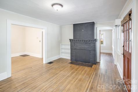 32 Swannanoa Avenue Asheville NC 28806