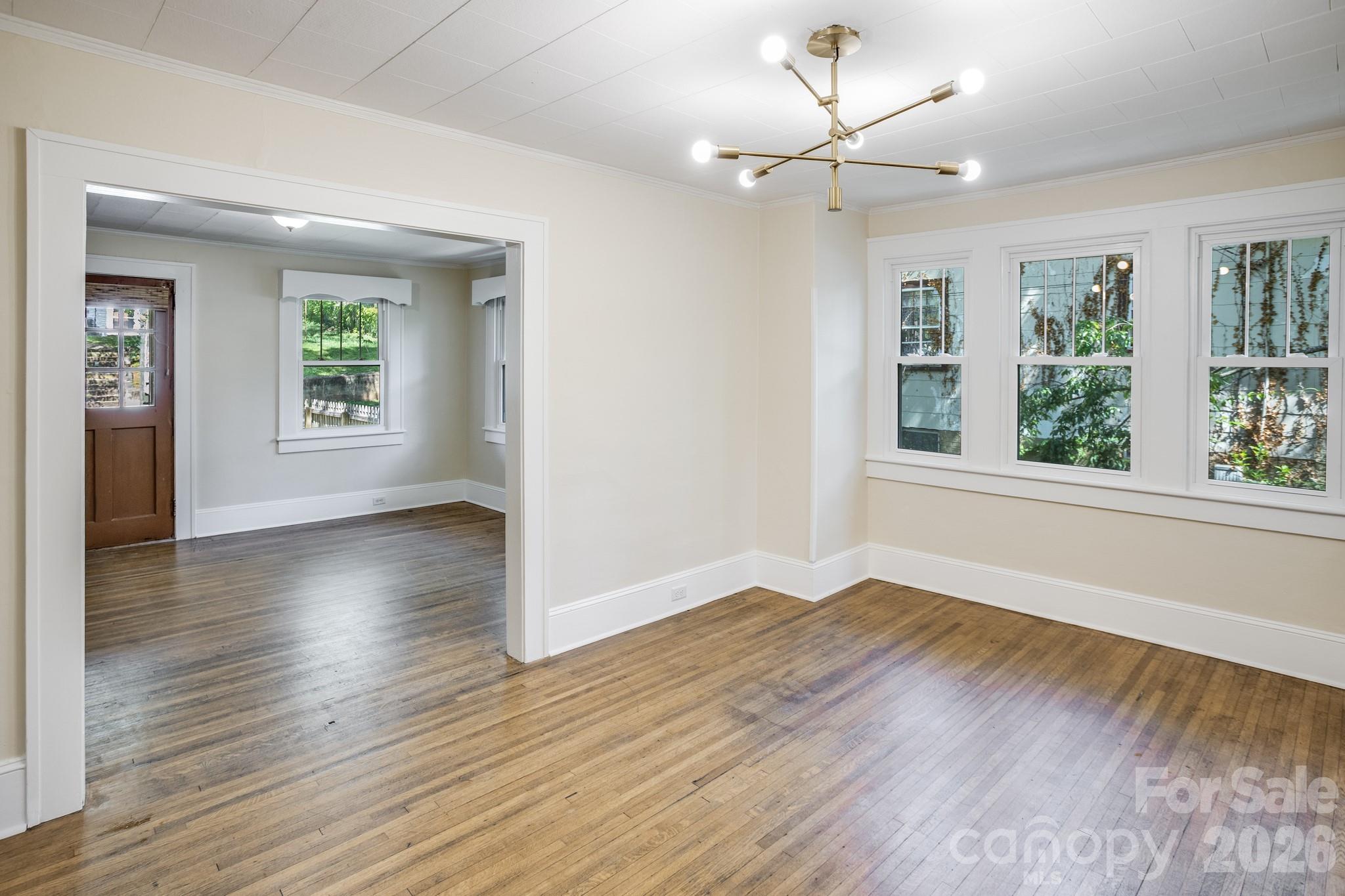 32 Swannanoa Avenue Asheville NC 28806