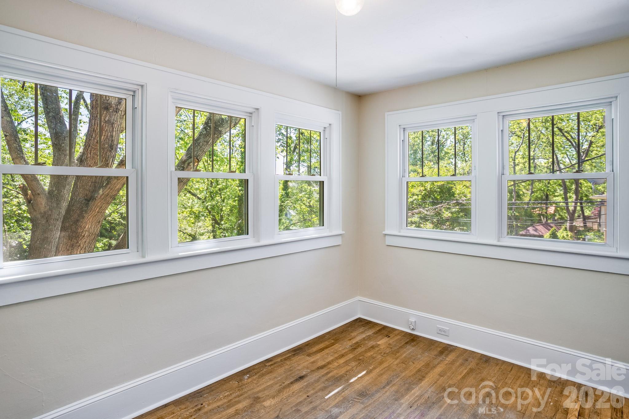 32 Swannanoa Avenue Asheville NC 28806
