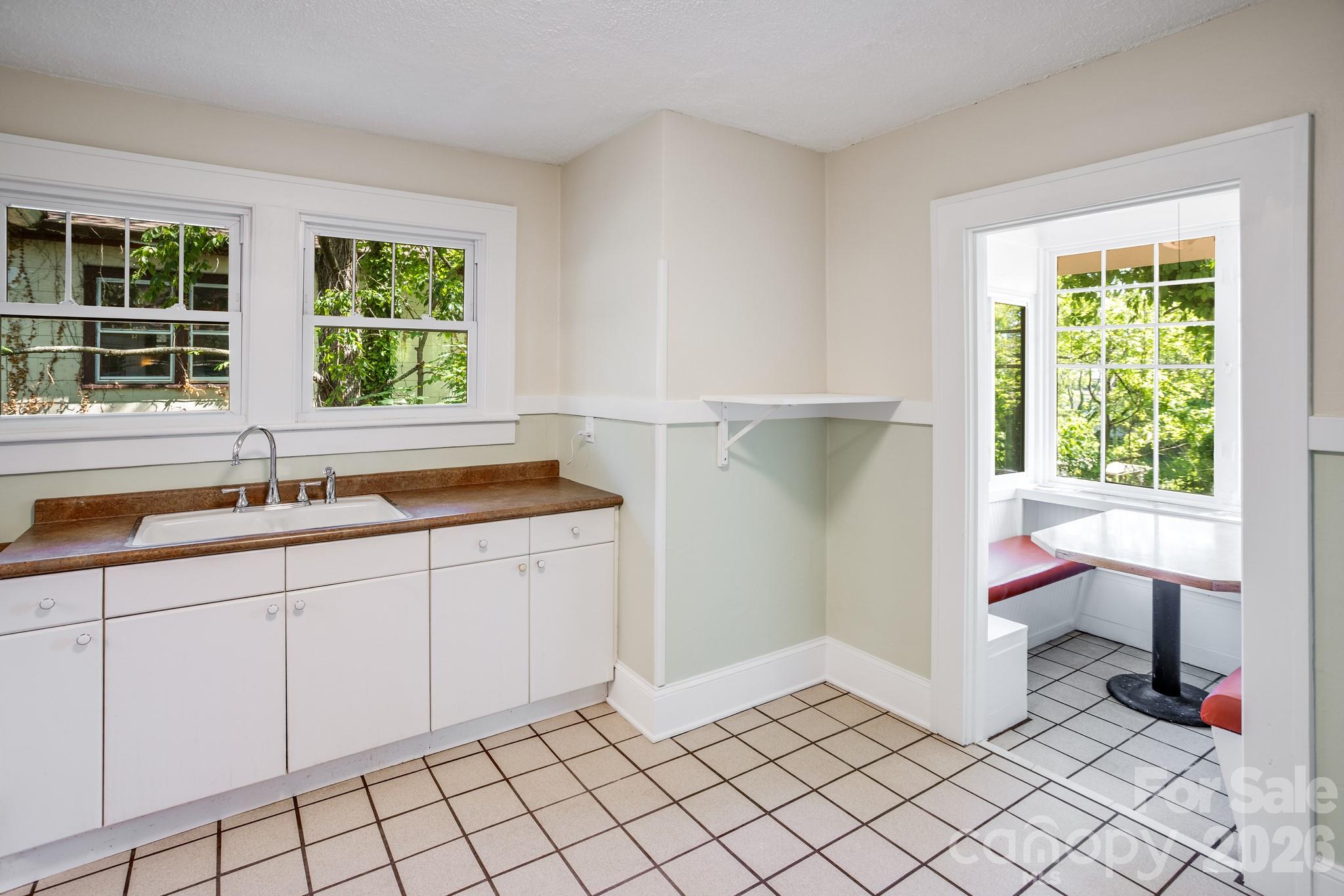 32 Swannanoa Avenue Asheville NC 28806