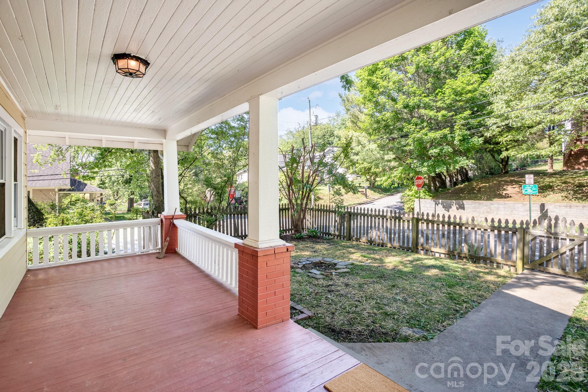 32 Swannanoa Avenue Asheville NC 28806