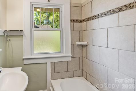 32 Swannanoa Avenue Asheville NC 28806