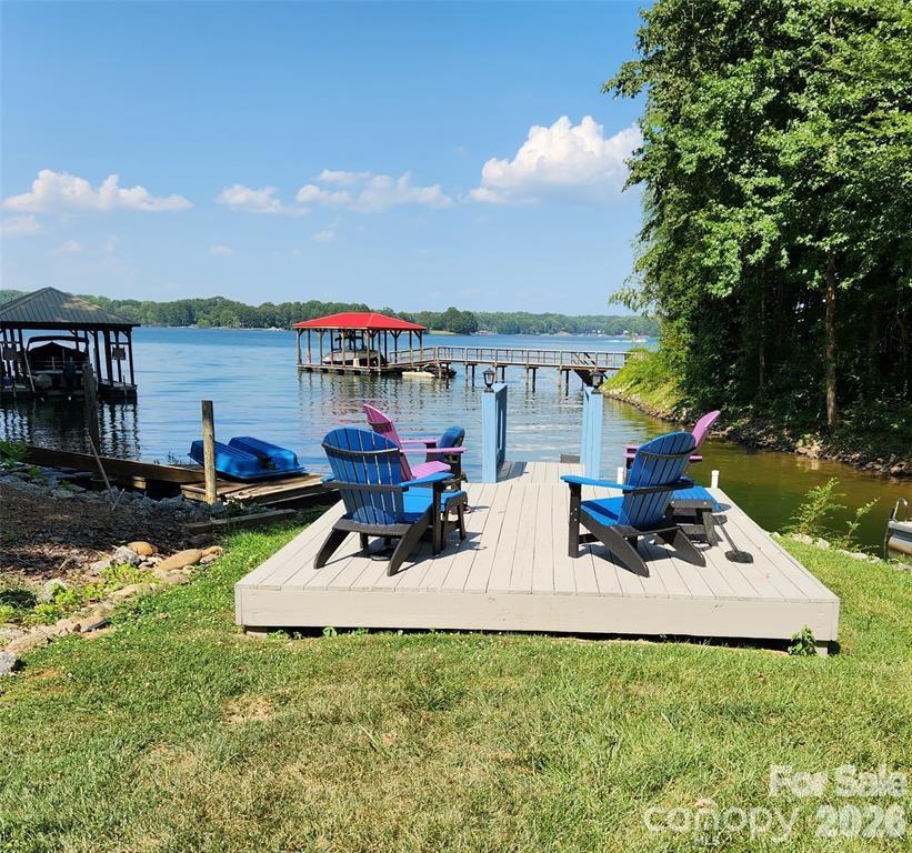 9542 Riviera Drive Sherrills Ford NC 28673