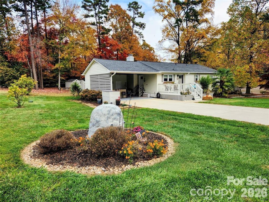 9542 Riviera Drive Sherrills Ford NC 28673