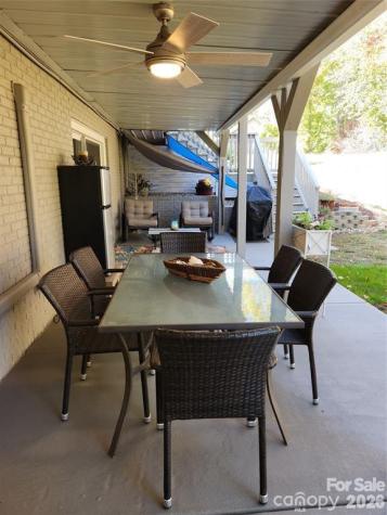 9542 Riviera Drive Sherrills Ford NC 28673