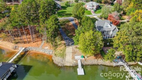 9542 Riviera Drive Sherrills Ford NC 28673