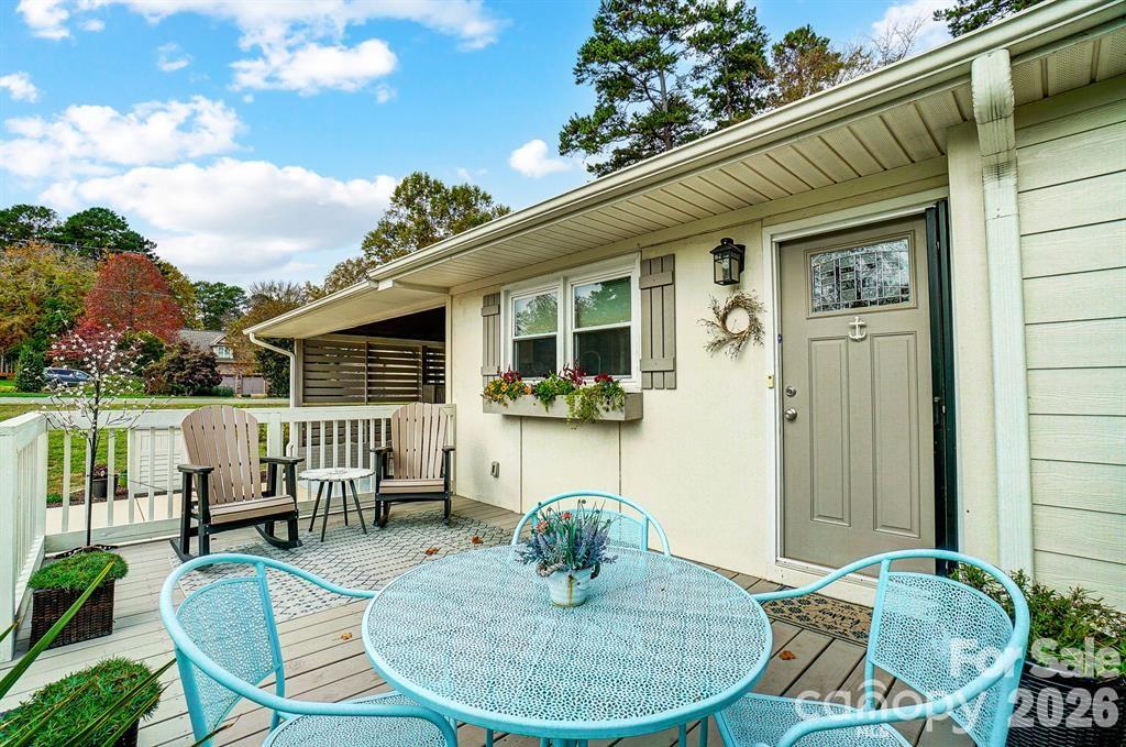 9542 Riviera Drive Sherrills Ford NC 28673