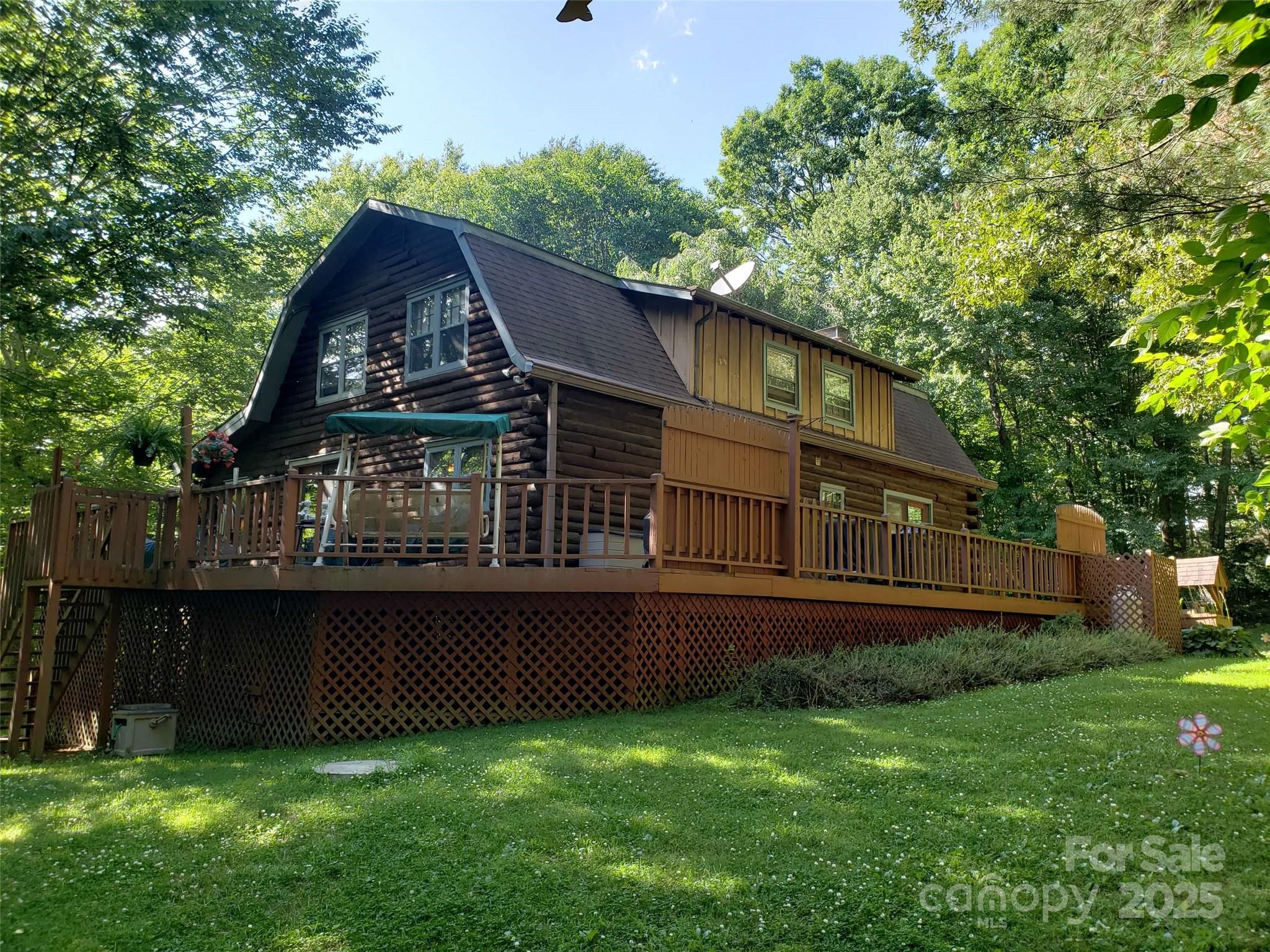 30 Log Cabin Trail Horse Shoe NC 28742