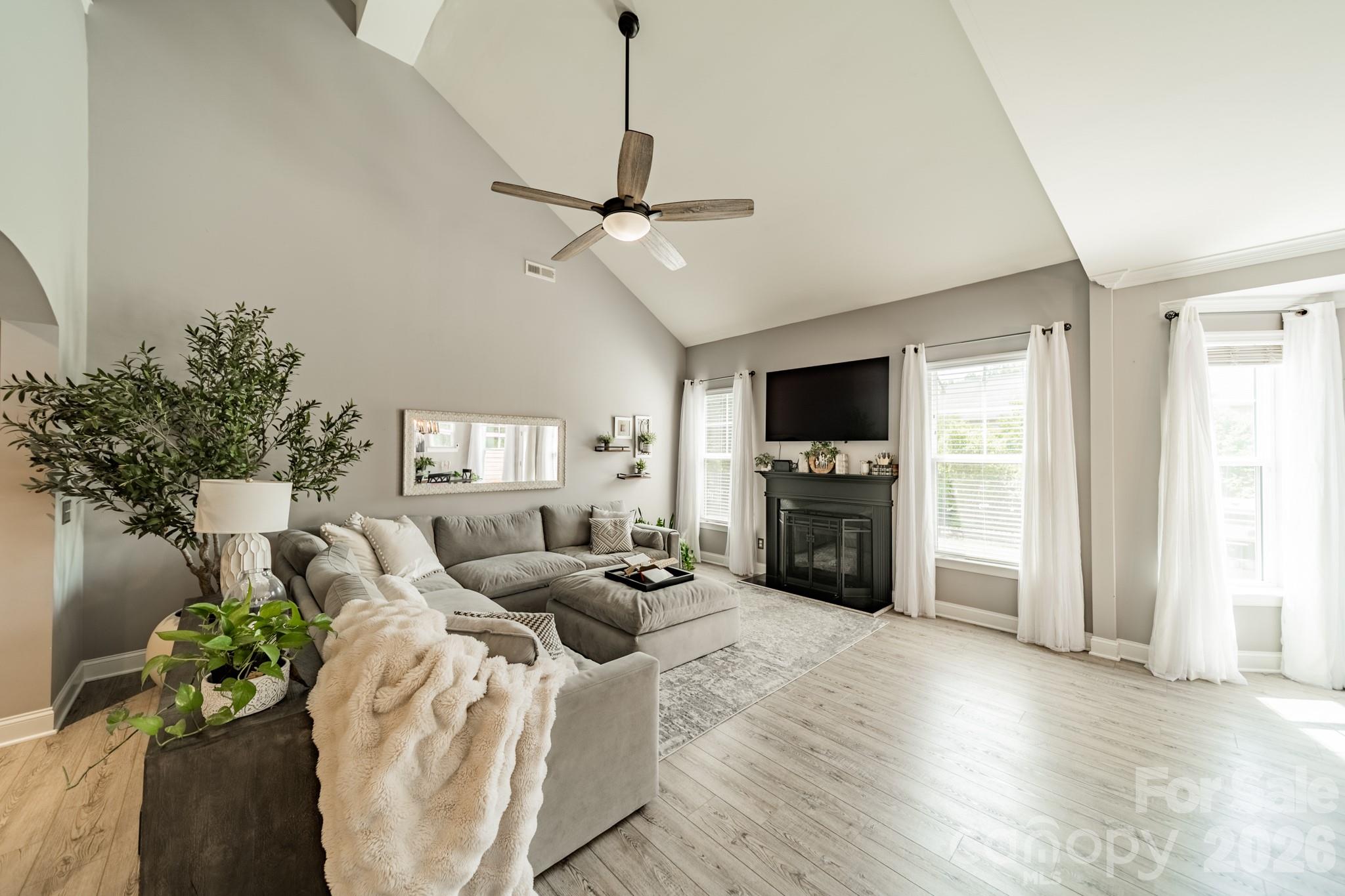 1204 Woodglen Lane Matthews NC 28104