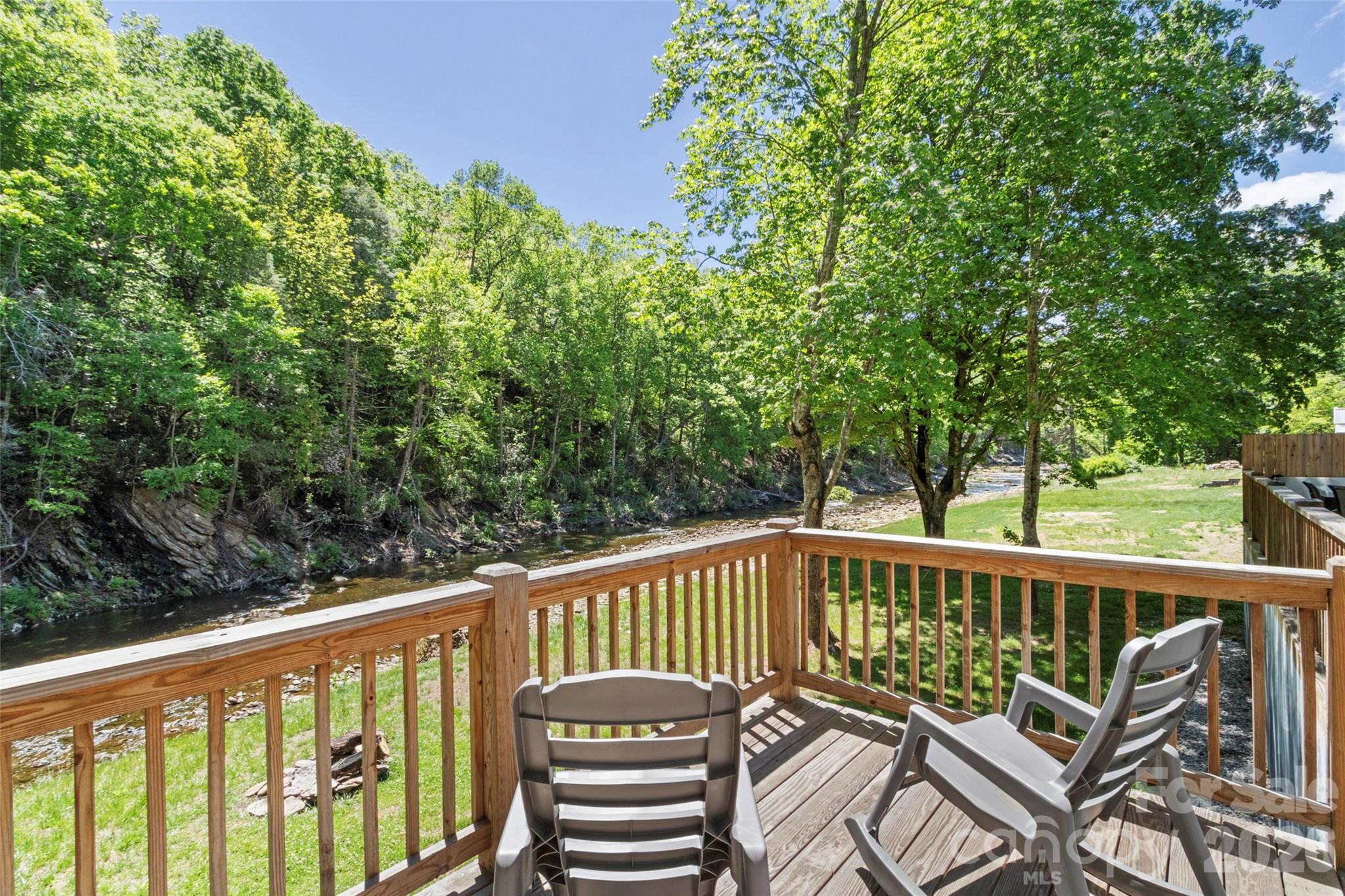 8061 State Hwy 80 S Burnsville NC 28714