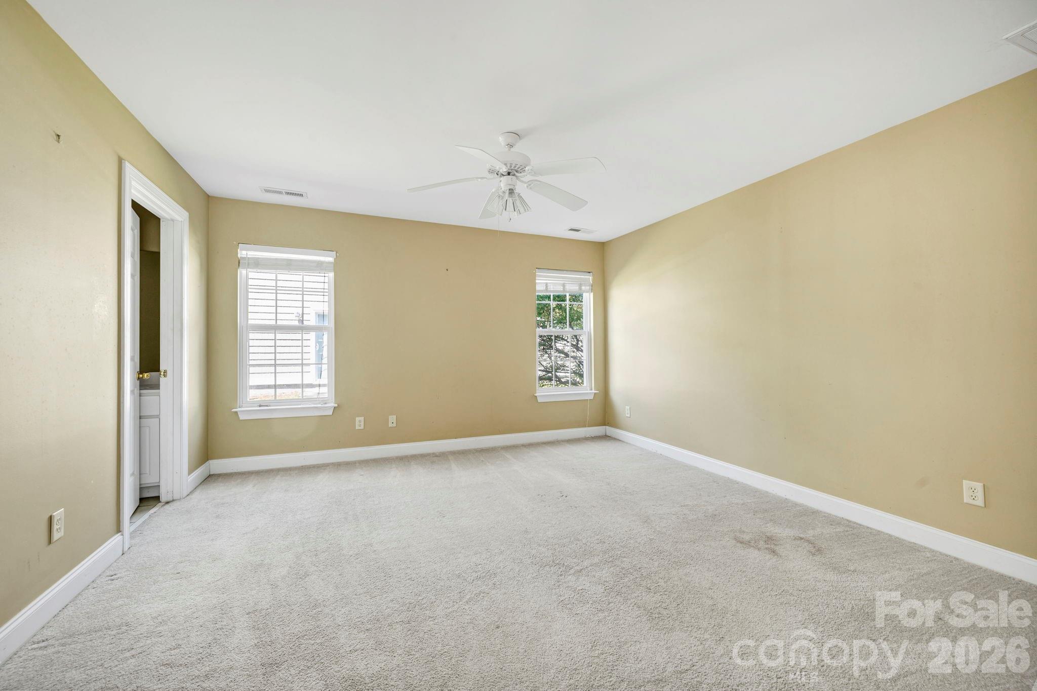 4979 Glen Cove Drive Southport NC 28461