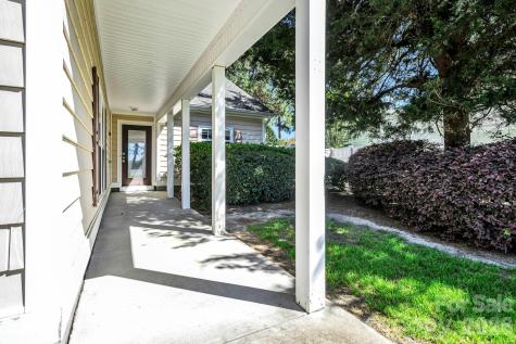 4979 Glen Cove Drive Southport NC 28461