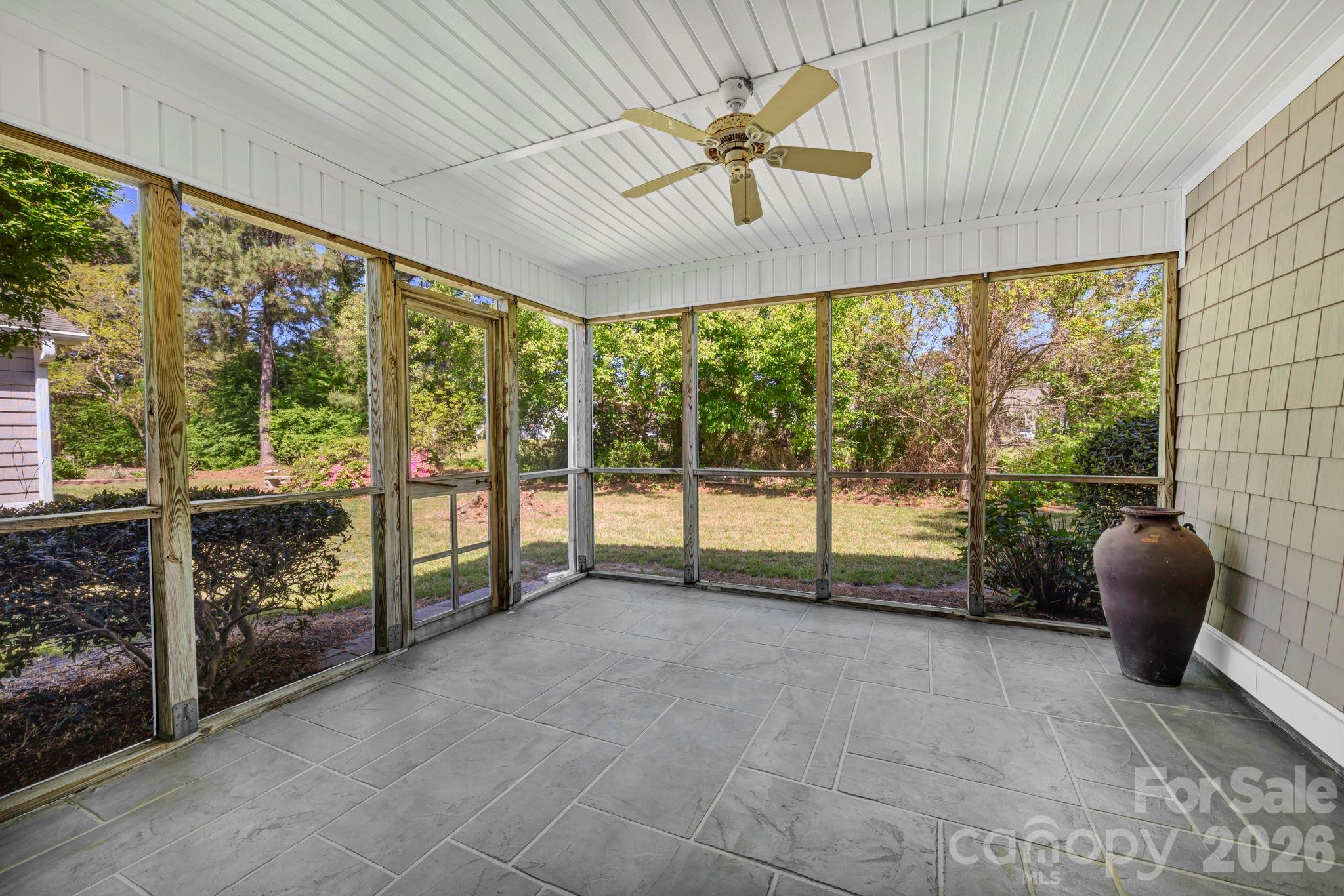 4979 Glen Cove Drive Southport NC 28461